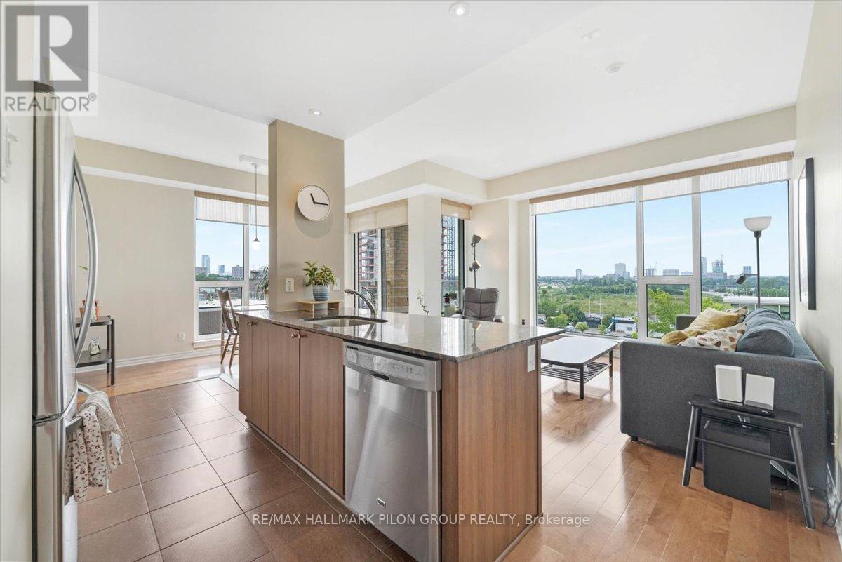 905 - 250 LETT STREET