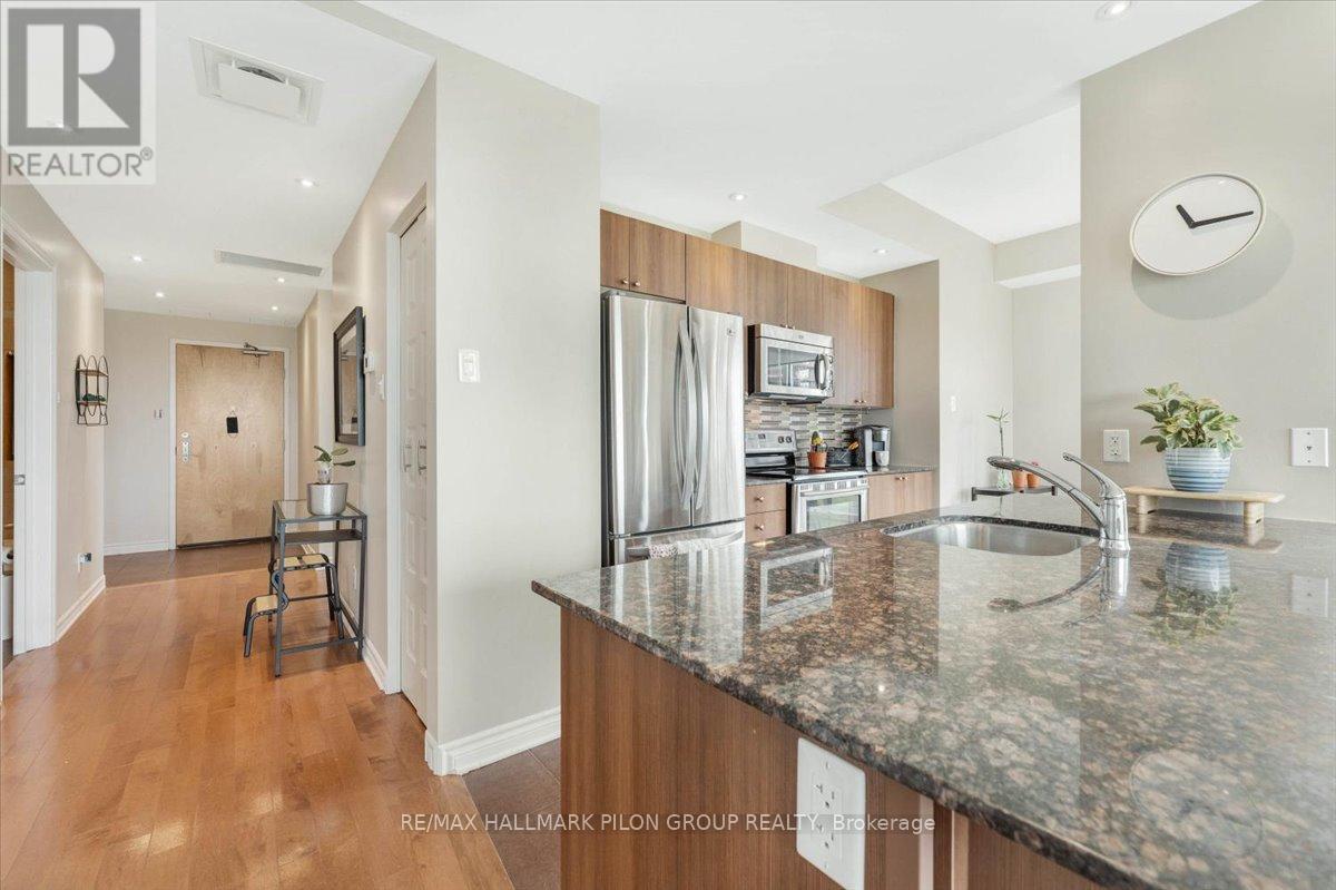 905 - 250 LETT STREET