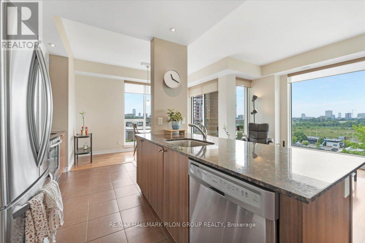 905 - 250 LETT STREET