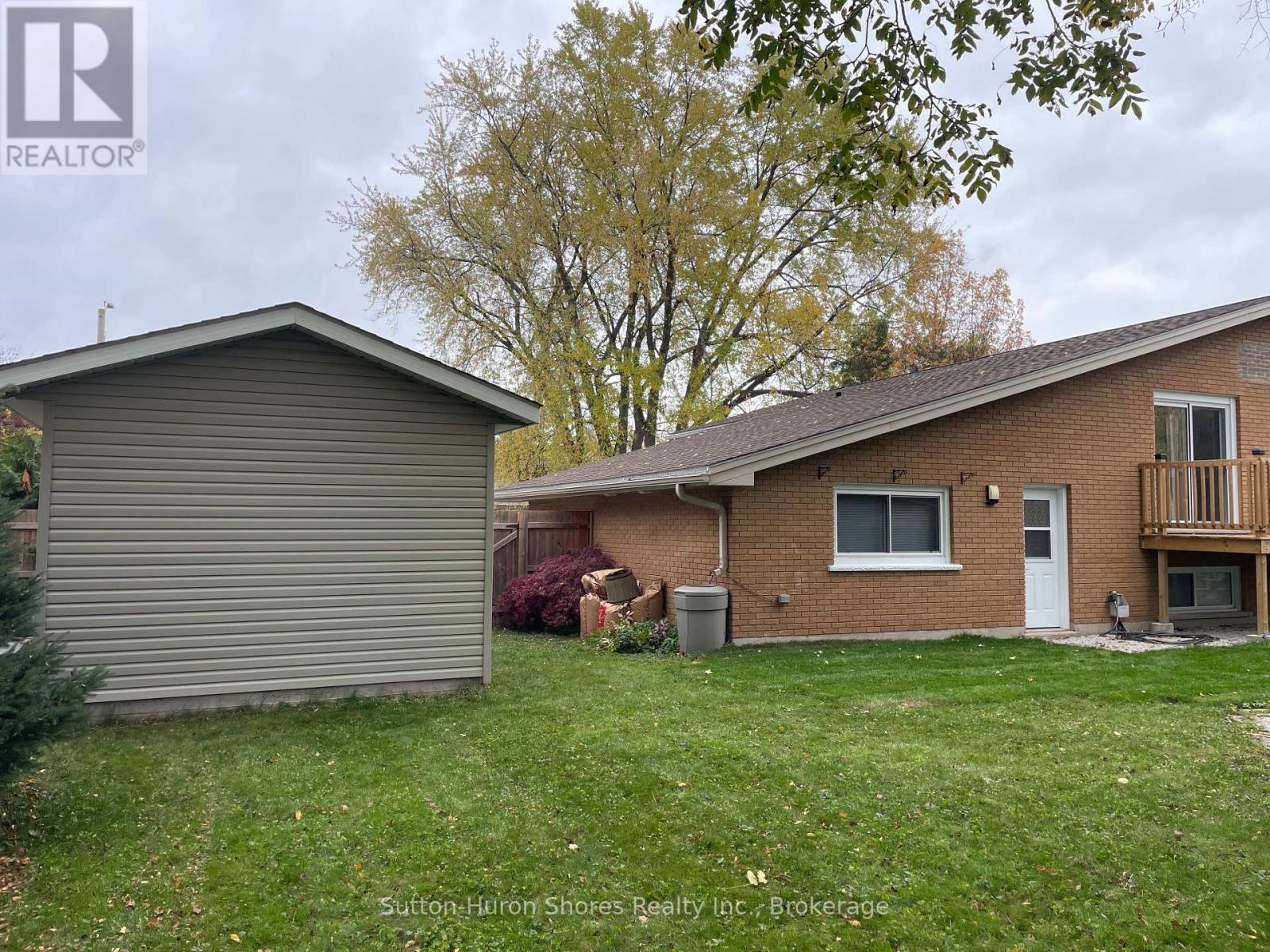 664 PINE GROVE DRIVE