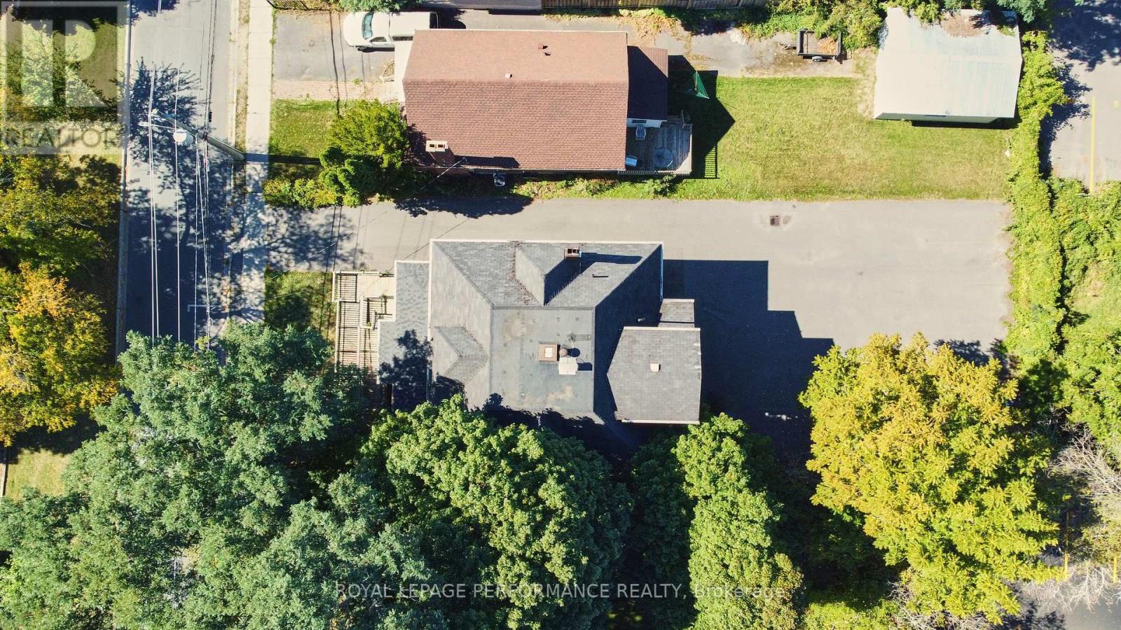 117 FIRST STREET E