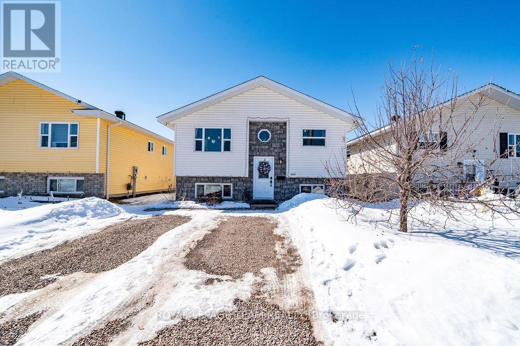 264 MCKENZIE STREET E