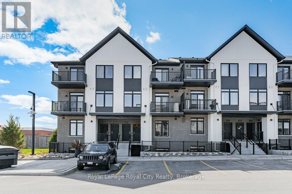 162 - 824 WOOLWICH STREET