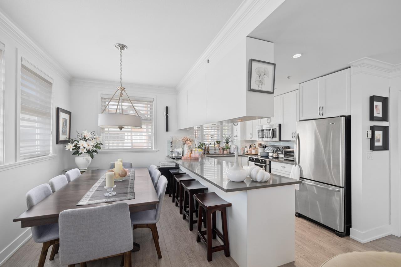 302 15392 16A AVENUE