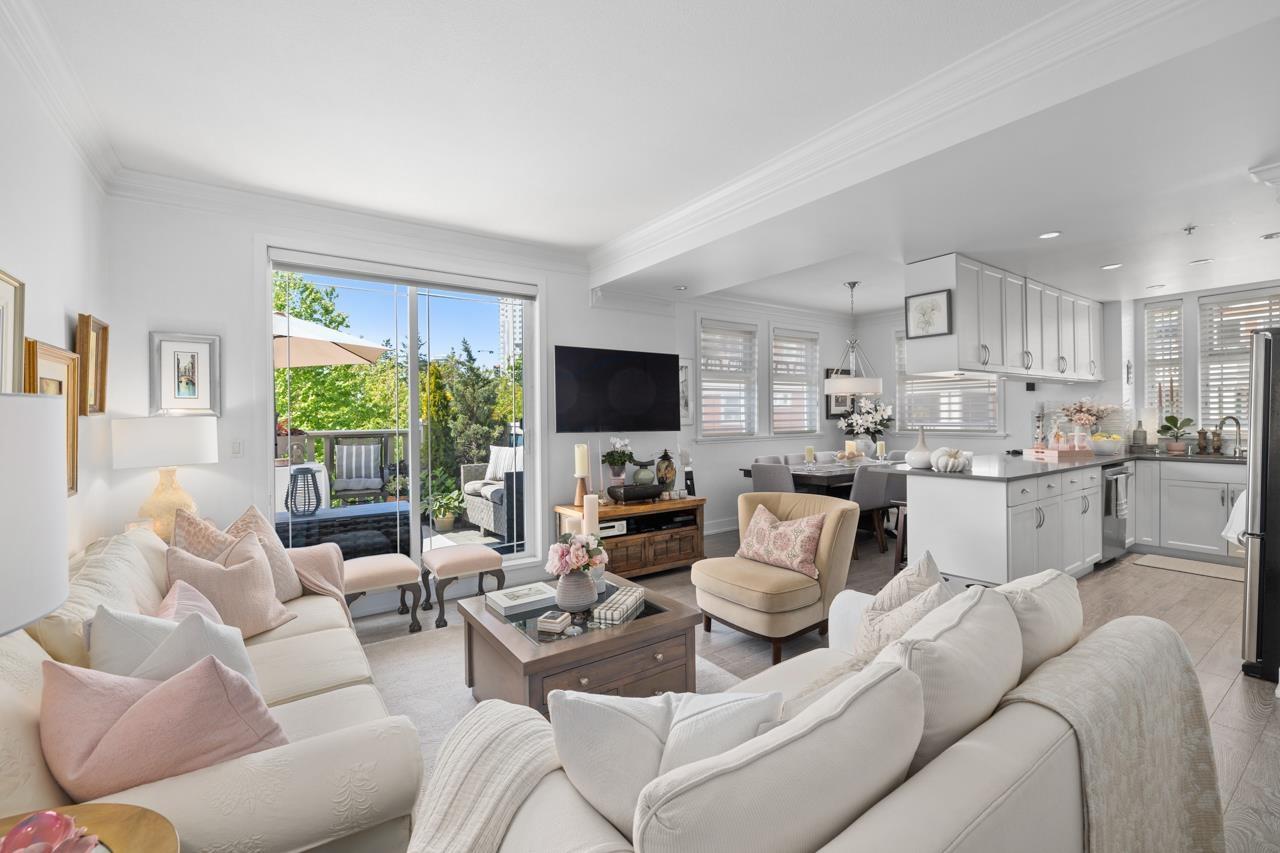 302 15392 16A AVENUE