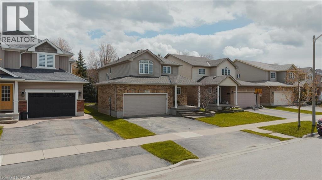 59 SUGAR KING Drive