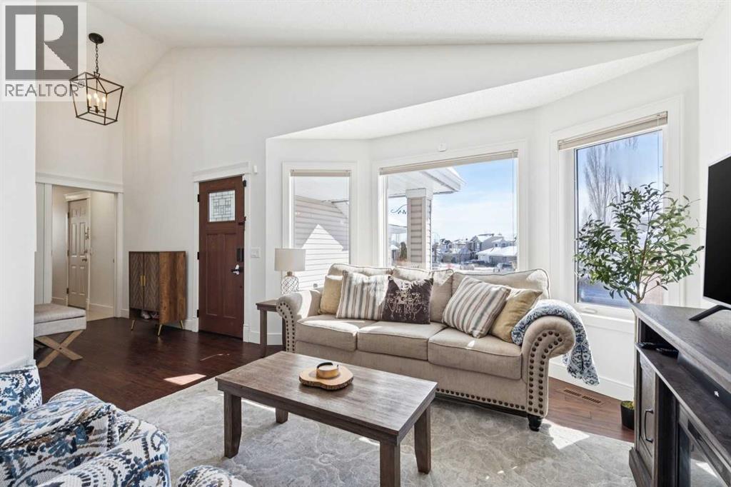 642 Schooner Cove NW