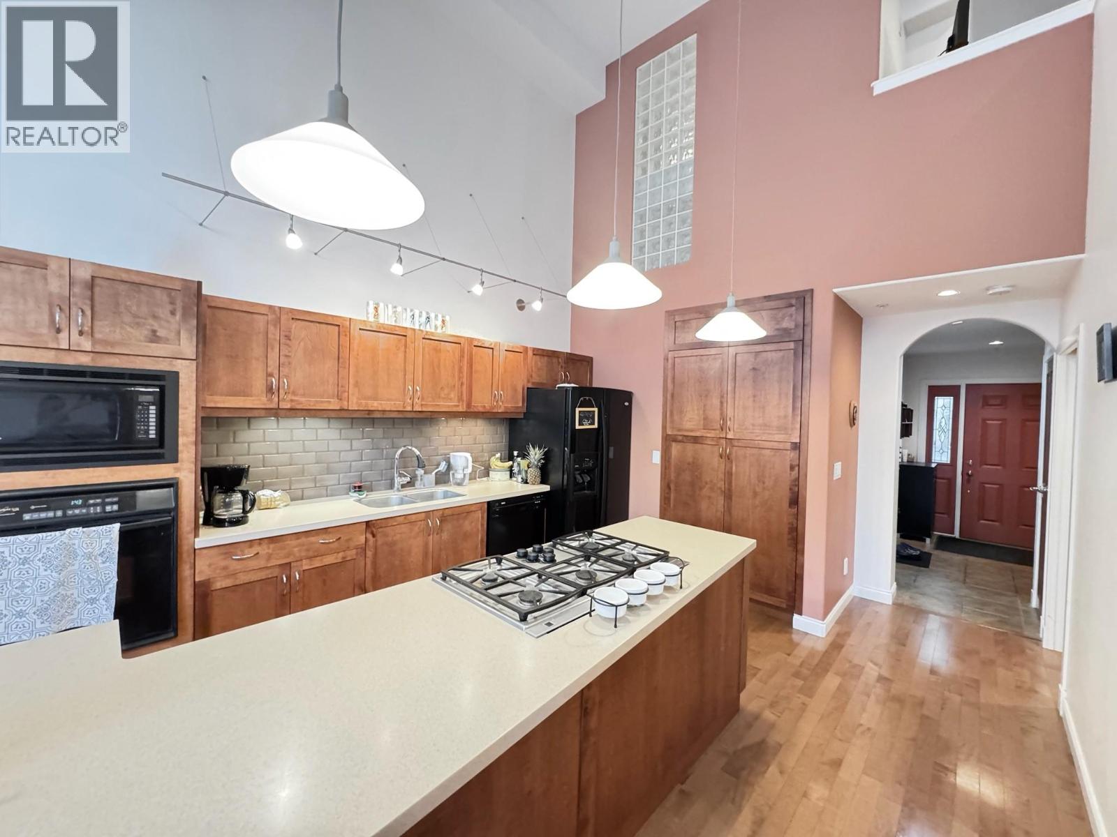 250 MARINA Way Unit# 204