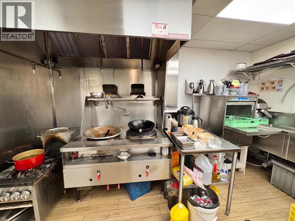 109, 683 10 Street SW