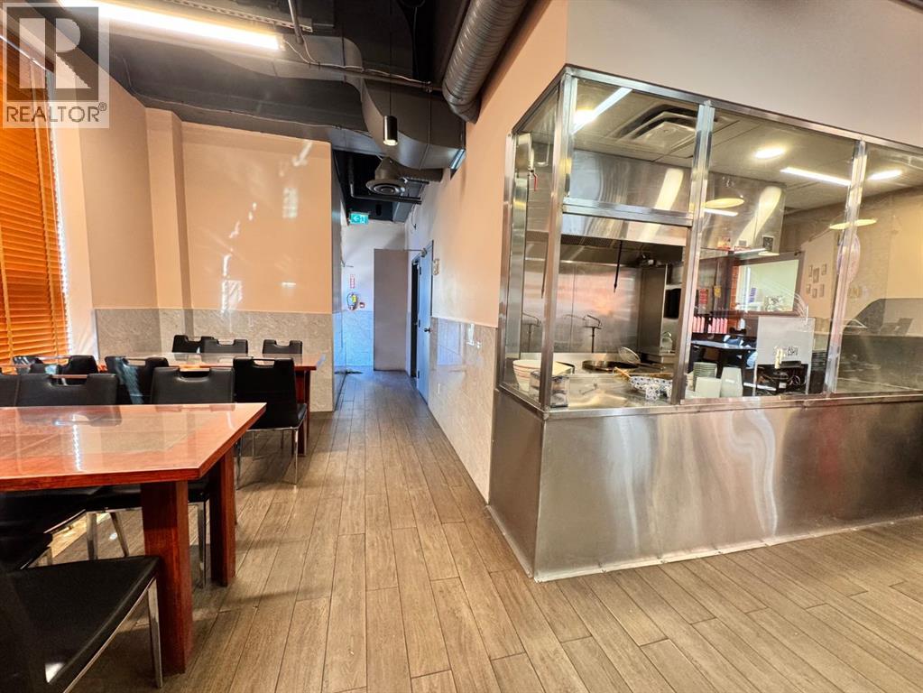 109, 683 10 Street SW