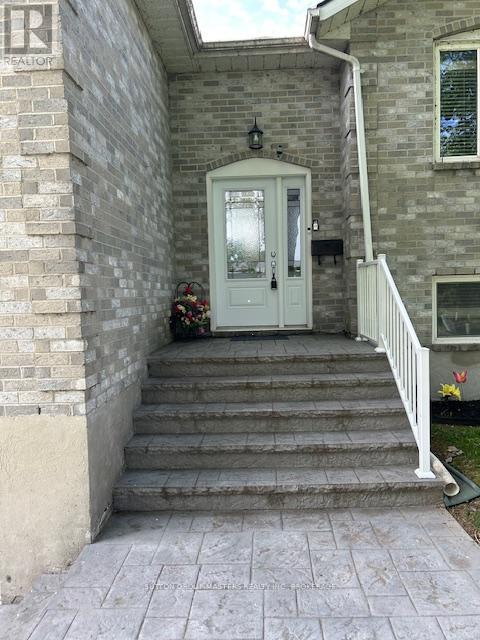 50 DAVEY CRESCENT