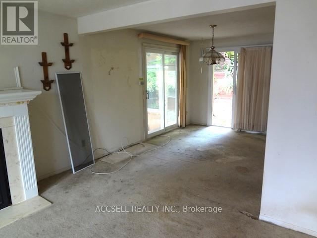 554 FOUNTAIN STREET S