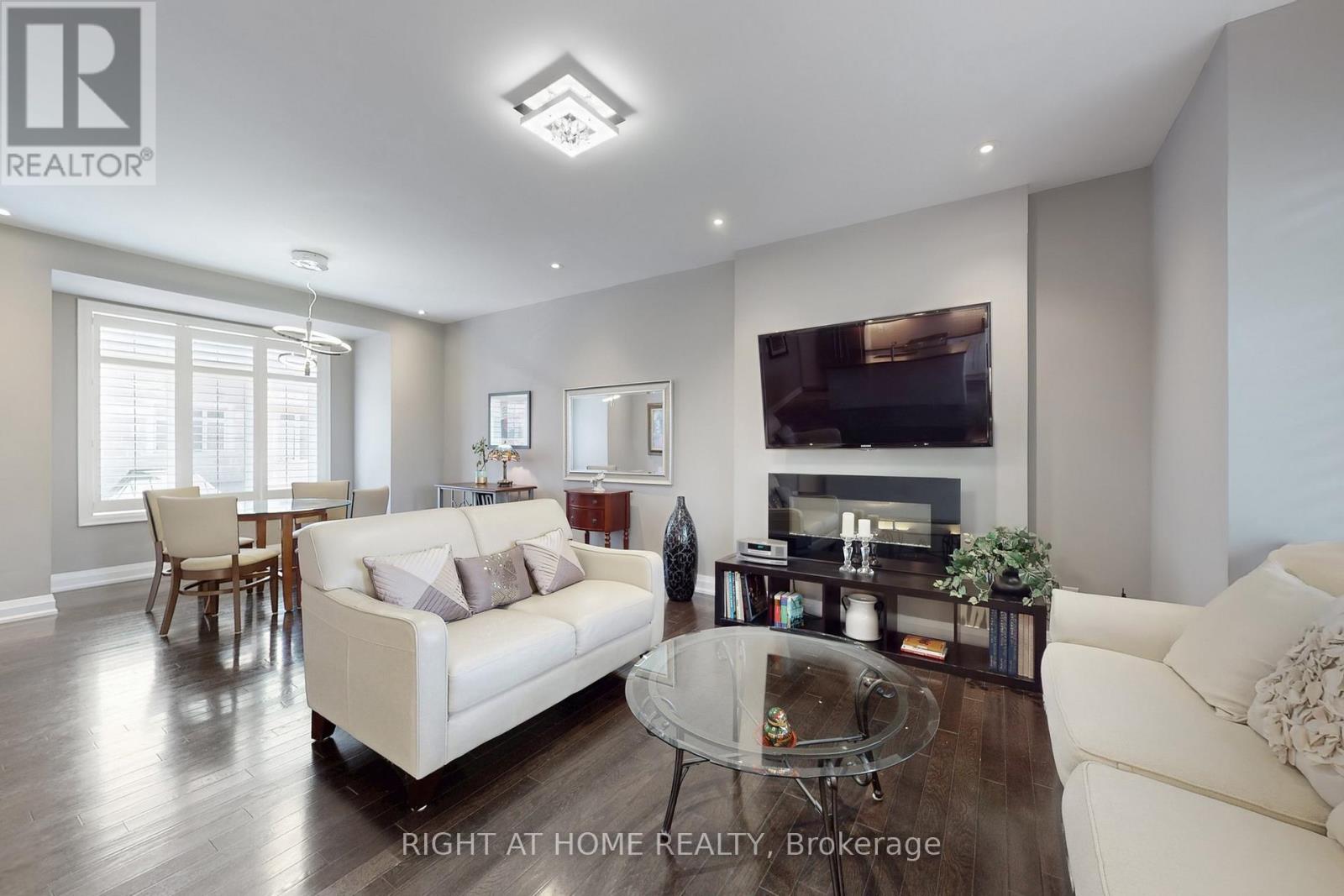 2003 DEERVIEW COMMON