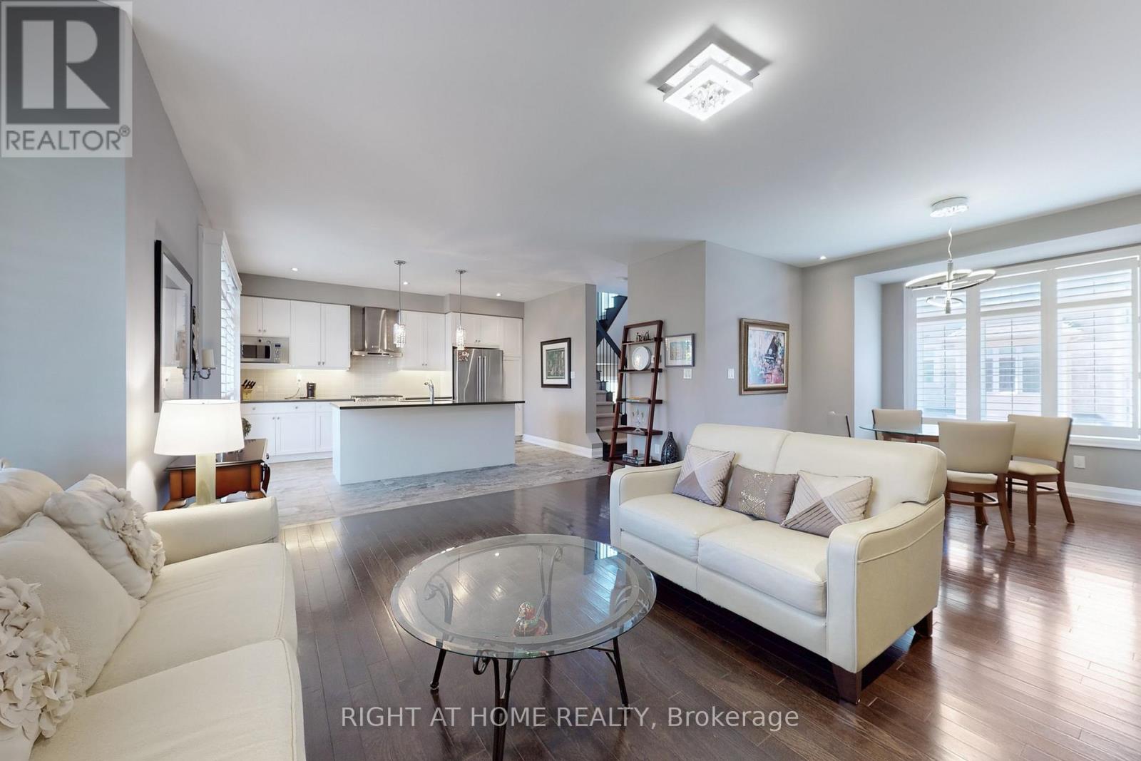 2003 DEERVIEW COMMON