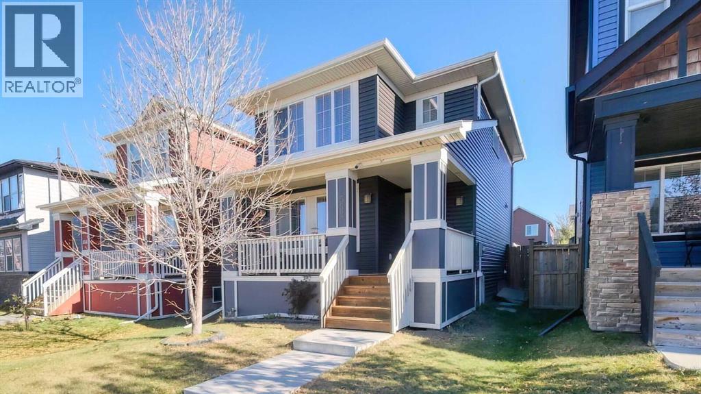 552 Evanston Drive NW
