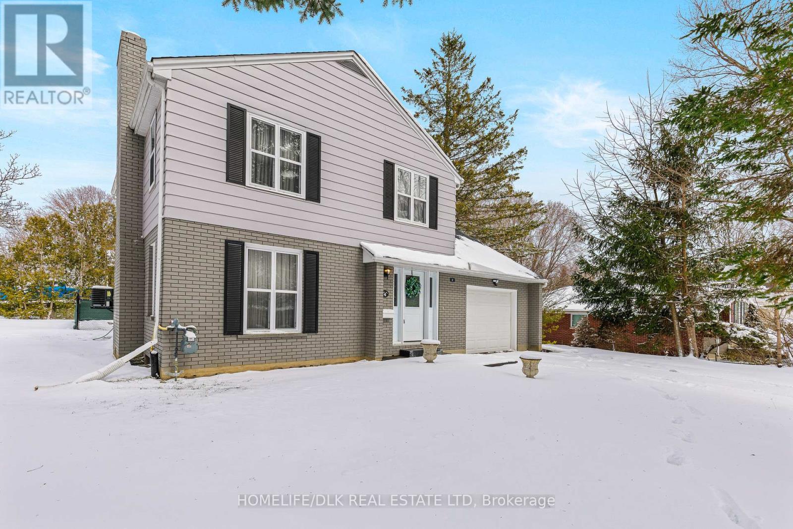 4 BAXTER DRIVE