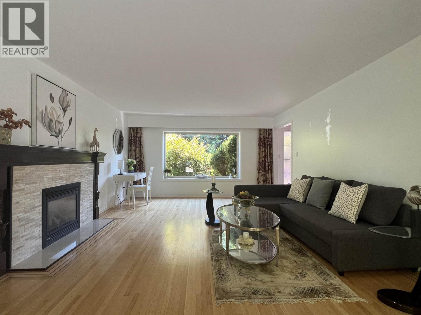 3791 SOUTHRIDGE AVENUE