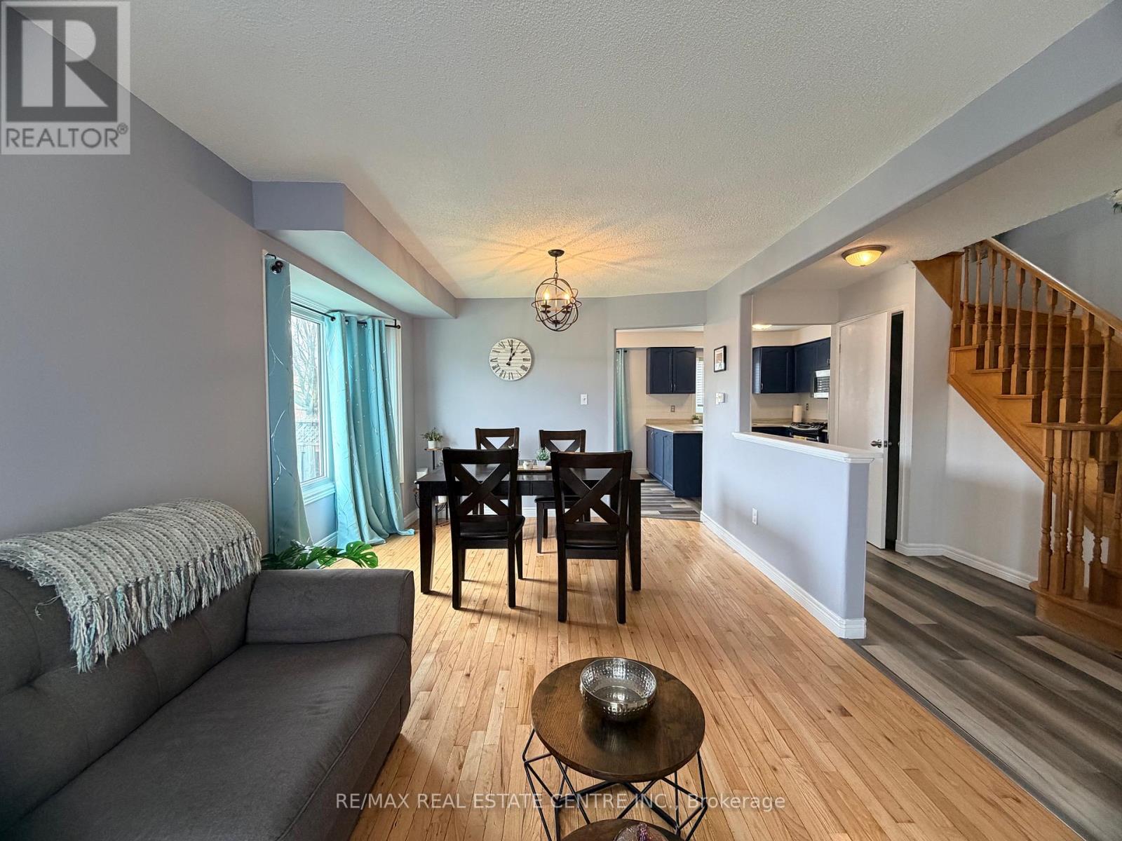 264 LANGLAW DRIVE