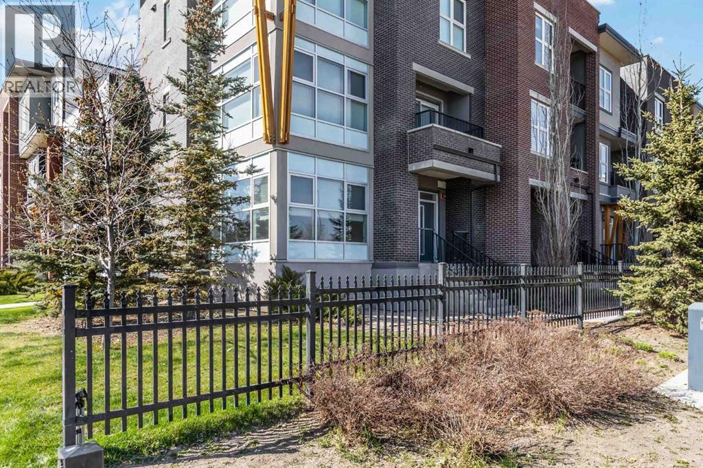 2210, 95 Burma Star Road SW
