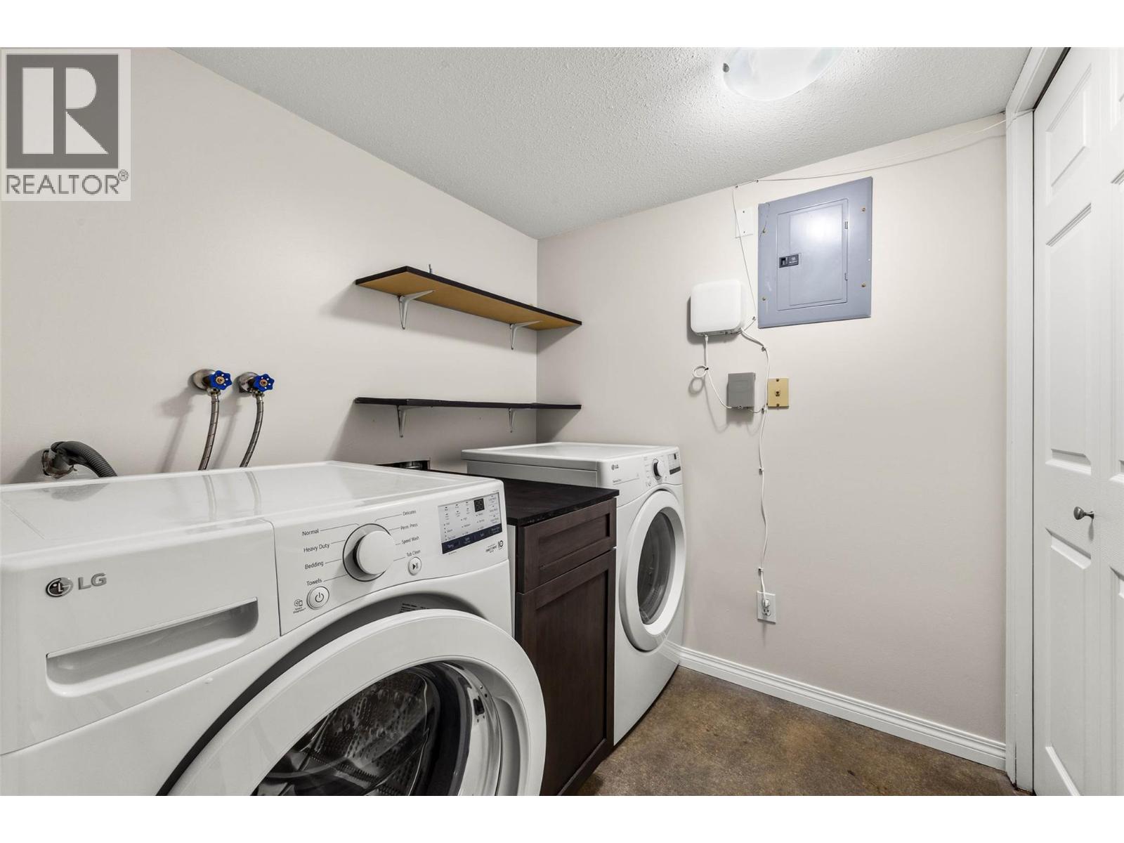 383 Columbia Street W Unit# 55