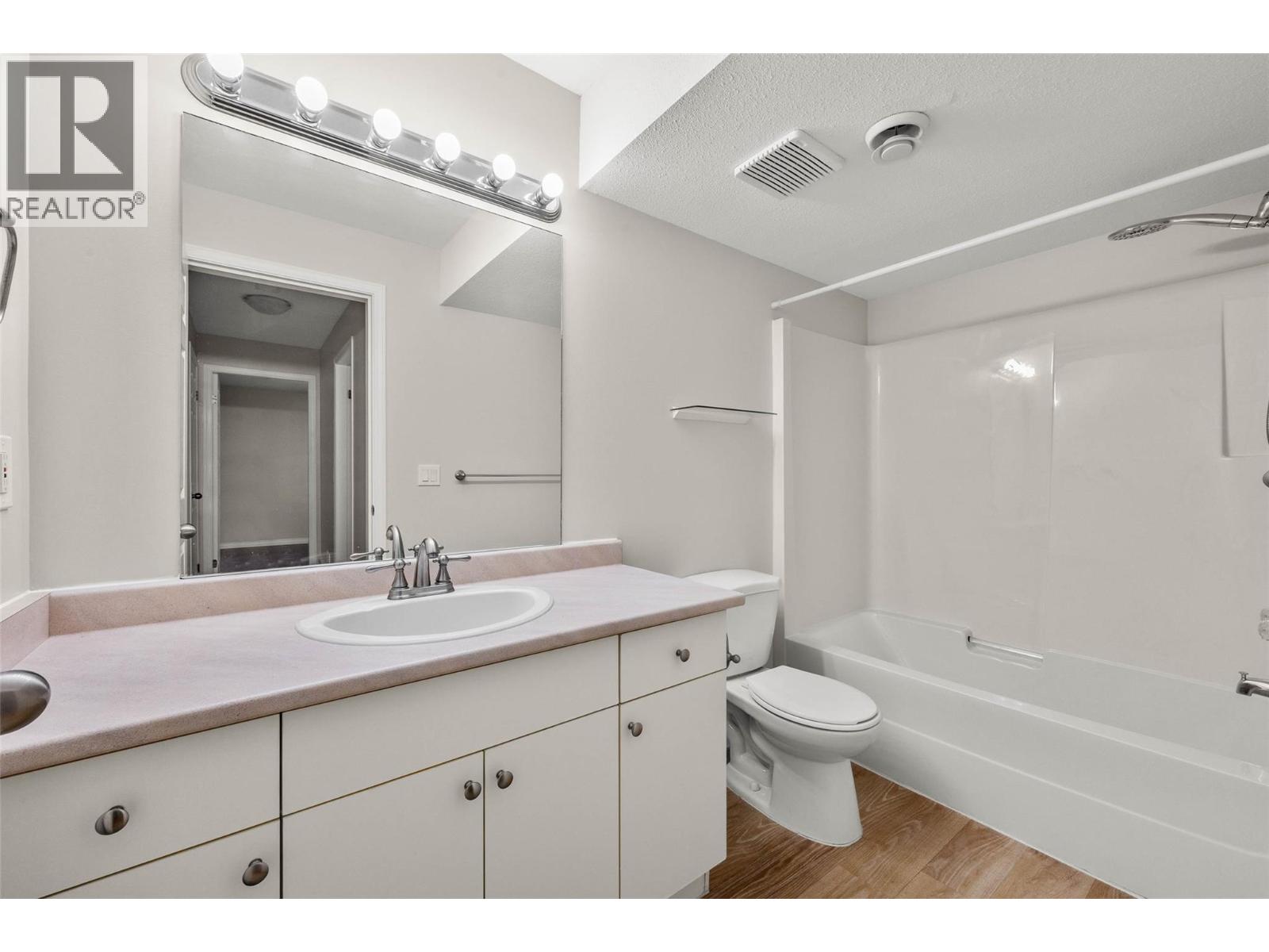 383 Columbia Street W Unit# 55