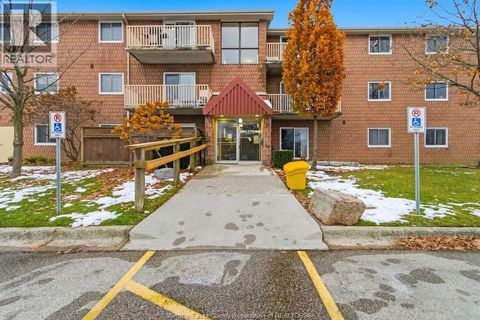 1590 ERNEST AVENUE Unit# 206 London ON N6E2V4