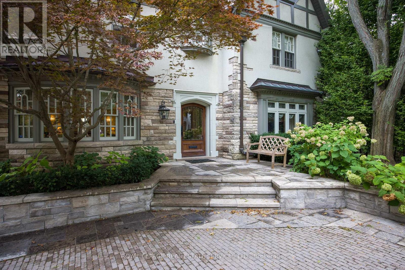 80 OLD FOREST HILL ROAD
