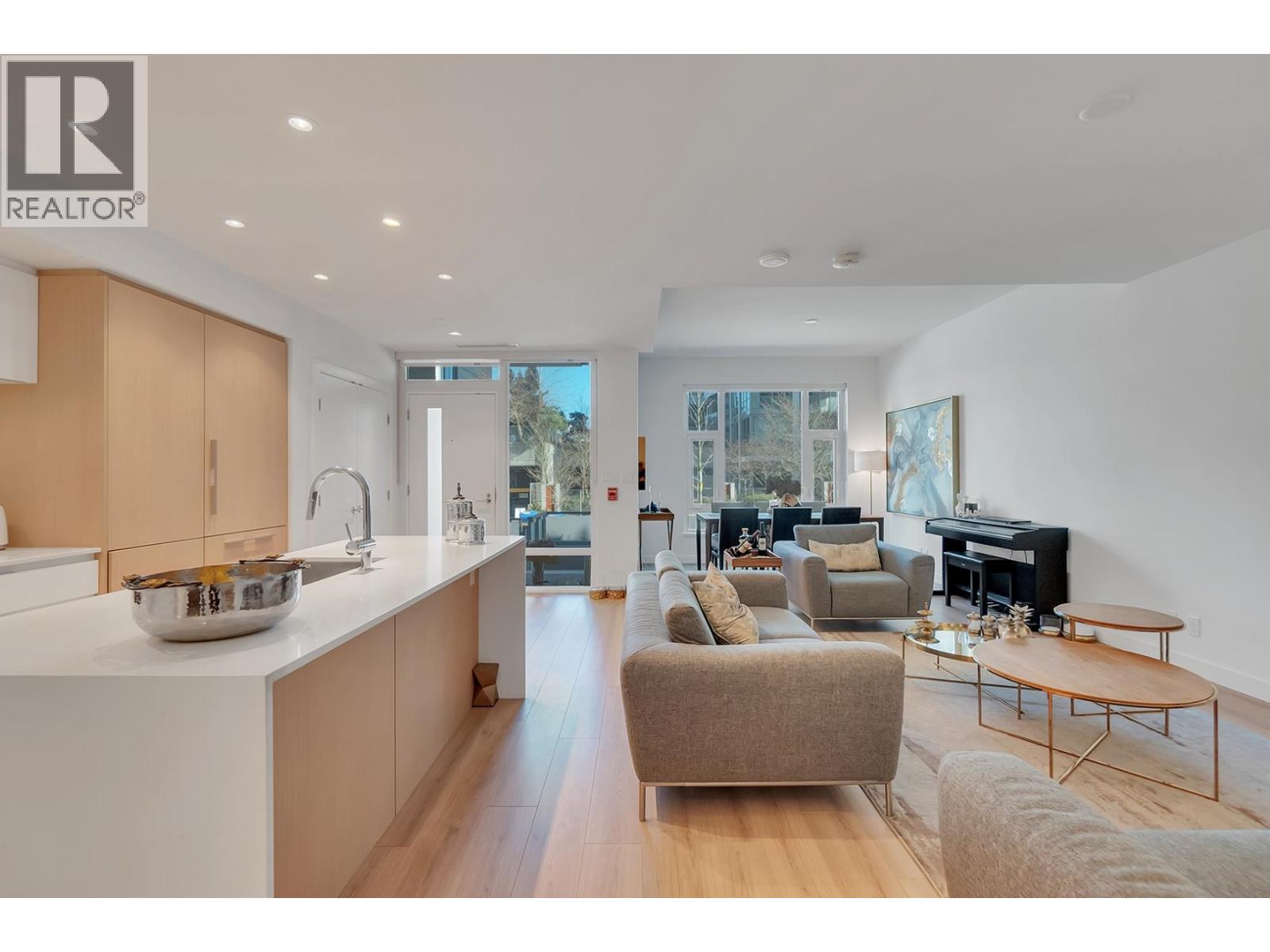 107 1500 FERN STREET