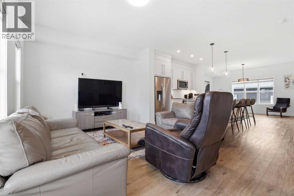 154 Merganser Drive W