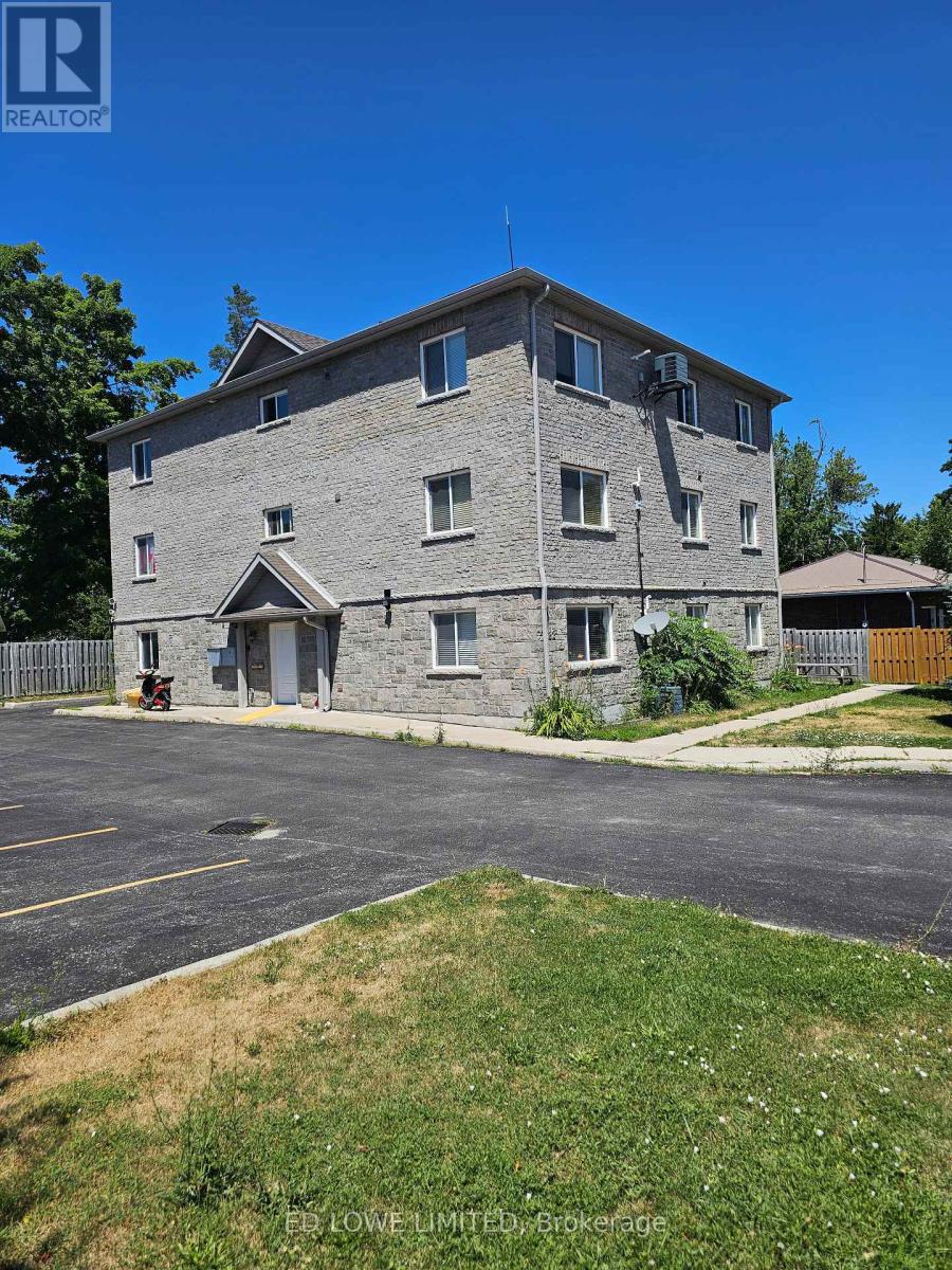 82 FITTONS ROAD E