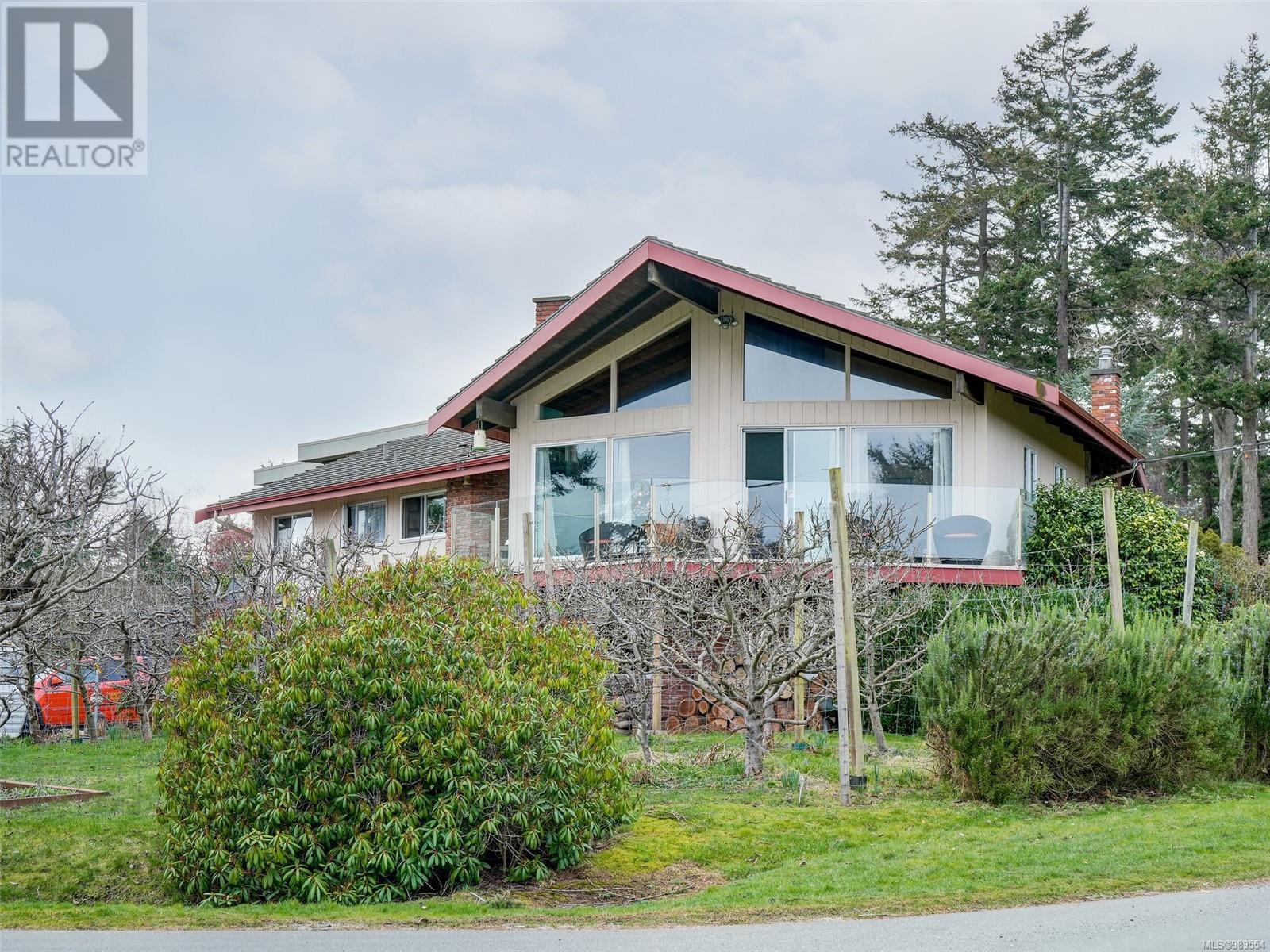 3990 Smugglers Cove Rd