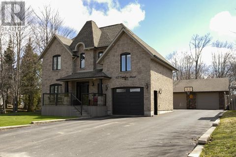 42 Dablon ST Sault Ste. Marie ON P6B5E6