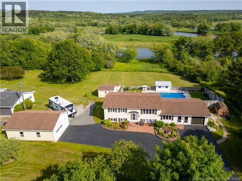 1496 Main Street Hampton NB E5N6H1