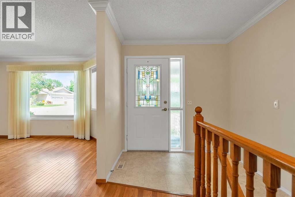 38 Vandoos Villas NW