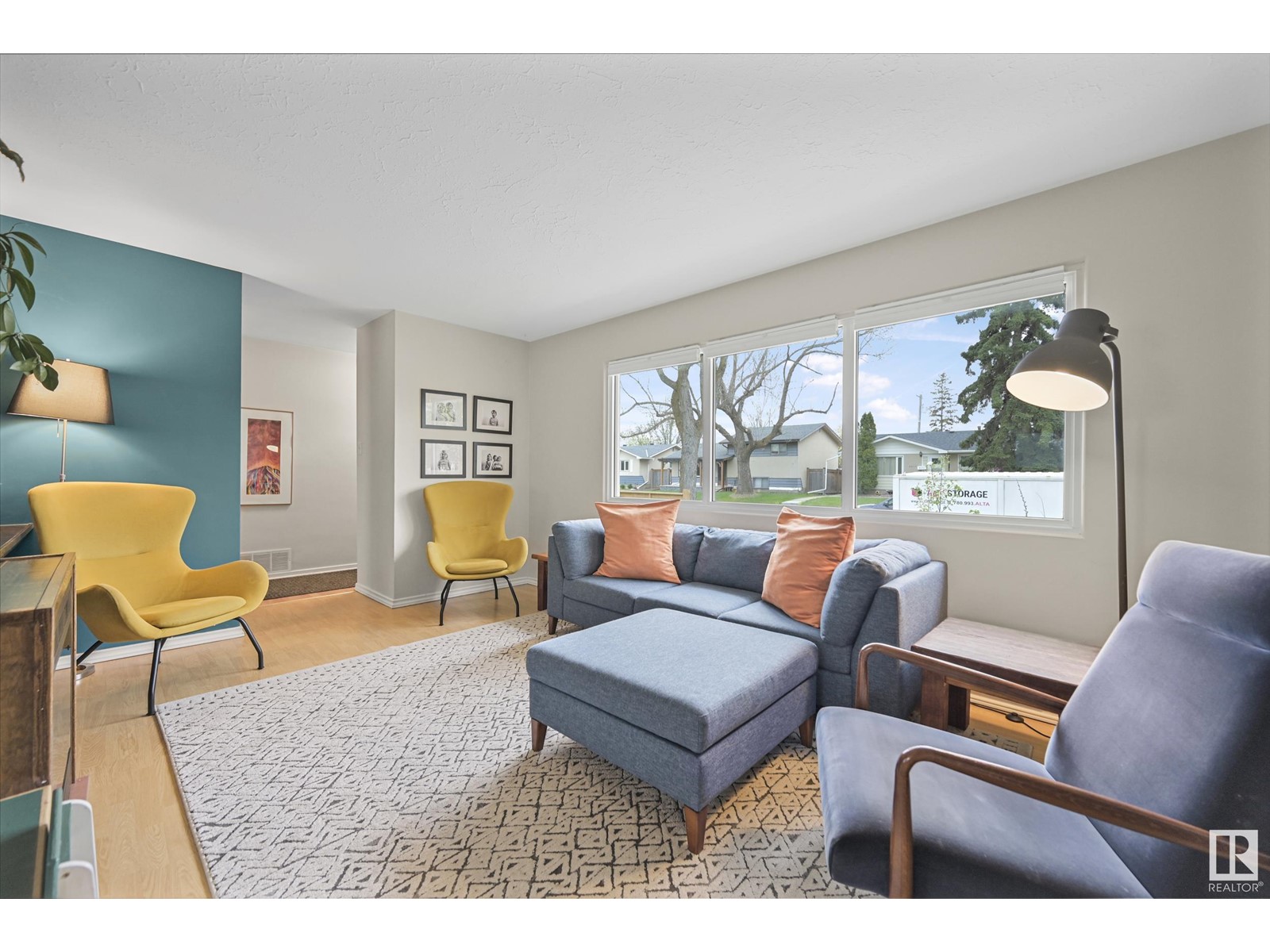 8404 64 AV NW