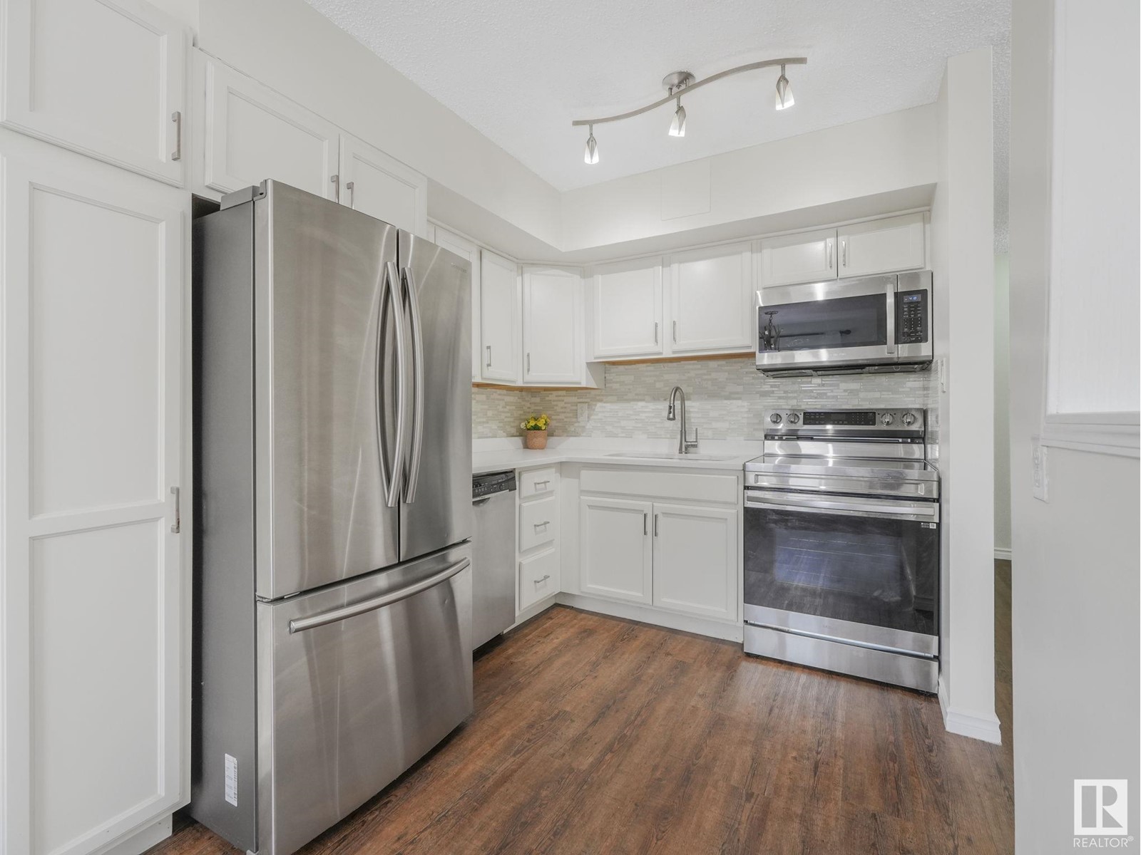 #117 16344 109 ST NW