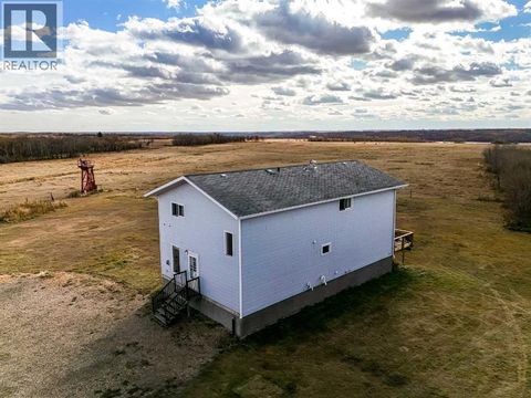 20203 Twp Rd 460 Rural Camrose County AB T4V5E7