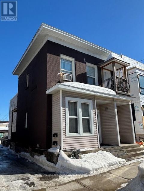 115 CARRUTHERS AVENUE Ottawa ON K1Y1N4
