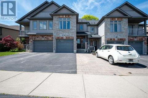175 MAITLAND Street Kitchener ON N2R0C3