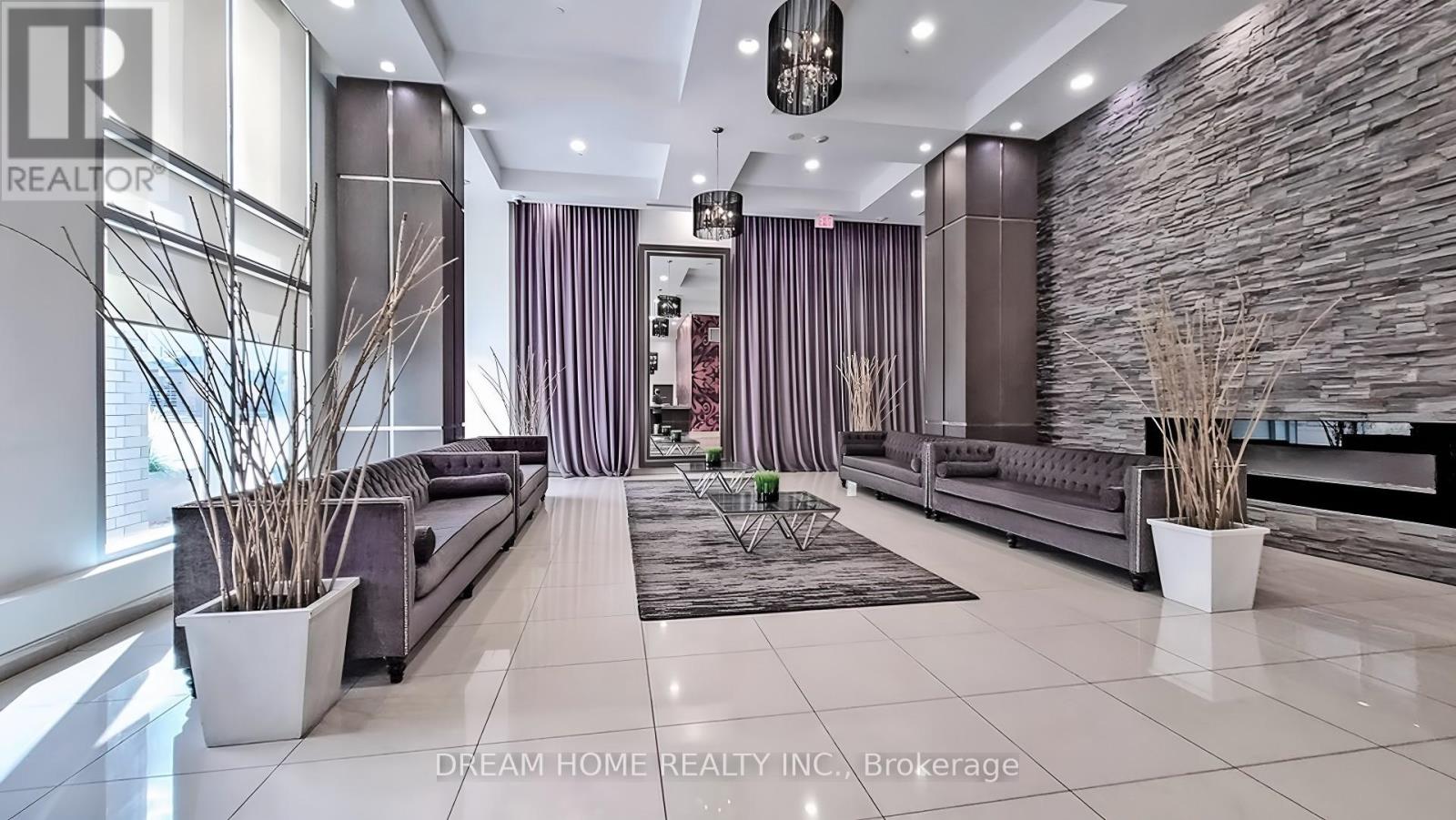 721 - 2756 OLD LESLIE STREET