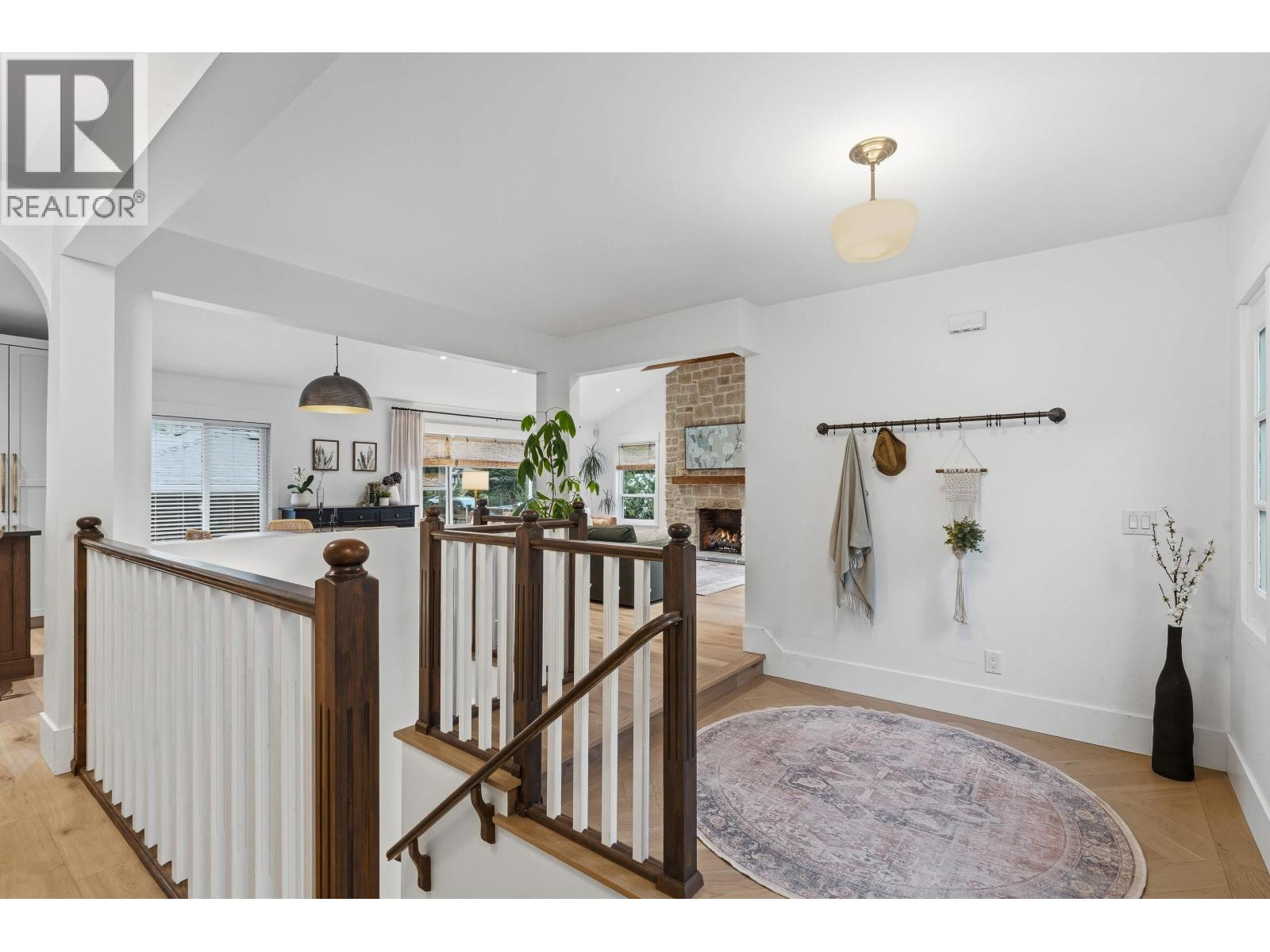 1335 RIDGEWOOD DRIVE