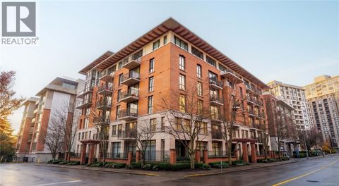 301 827 Fairfield Rd Victoria BC V8V5B2