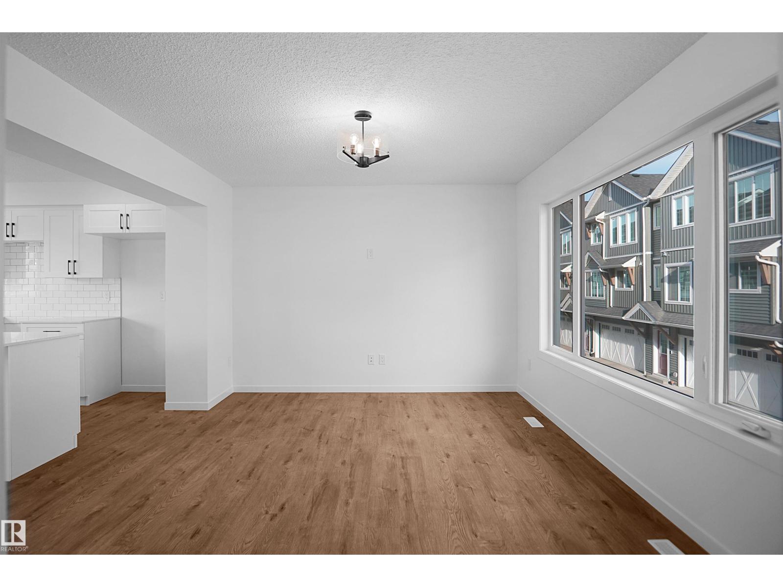 #68 525 SECORD BV NW
