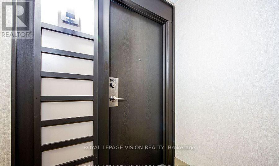 1906 - 181 WYNFORD DRIVE