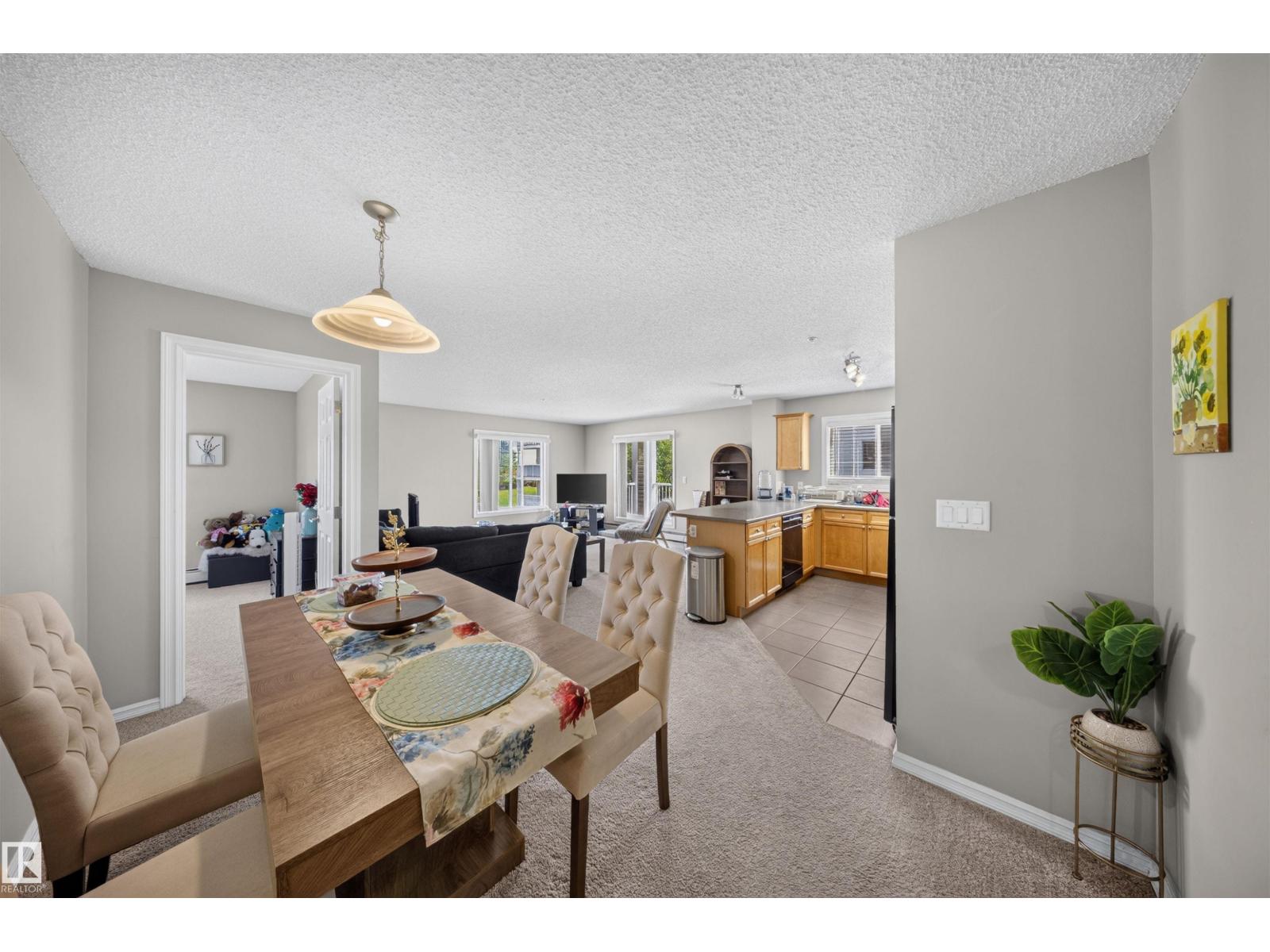 #215 4403 23 ST NW