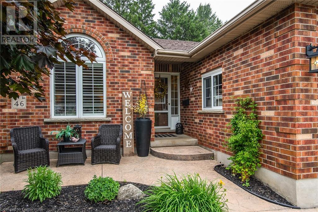 46 RITZ Crescent