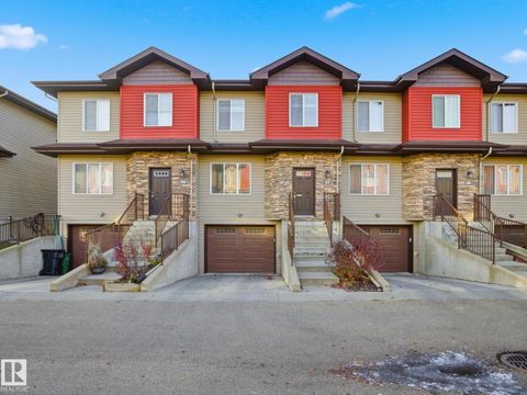 #37 12930 140 AV NW Edmonton AB T6V0C4