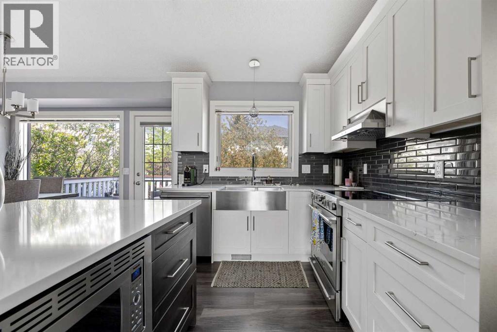 8 Citadel Drive NW