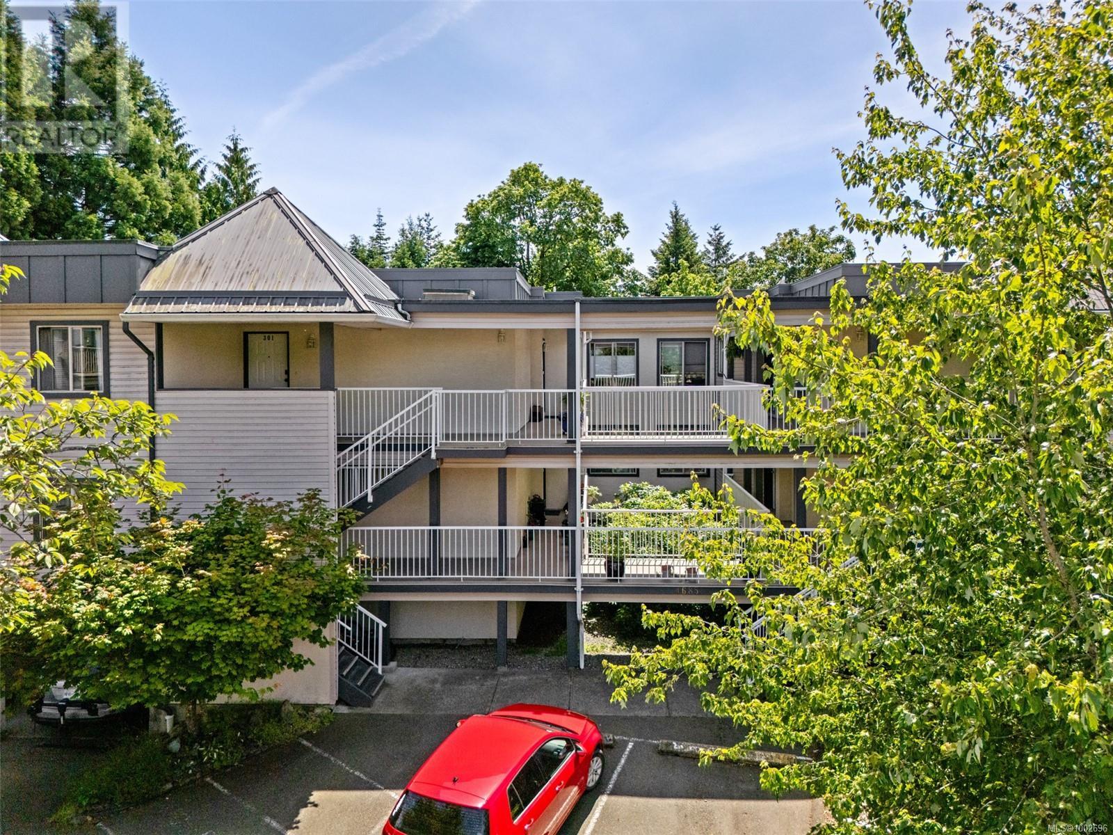 301 4685 Alderwood Pl