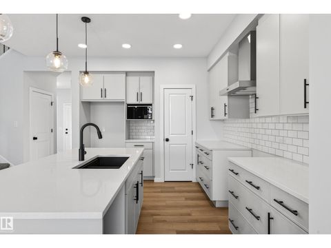 2251 194 ST NW Edmonton AB T6M3B7